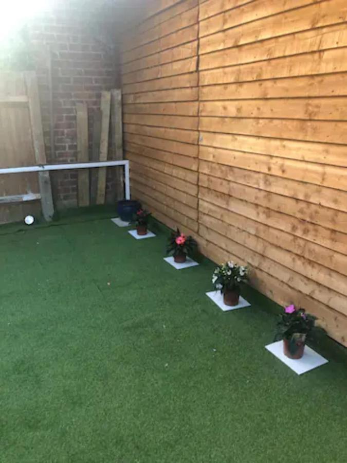 Specious Room In Northolt Northolt  Exterior foto