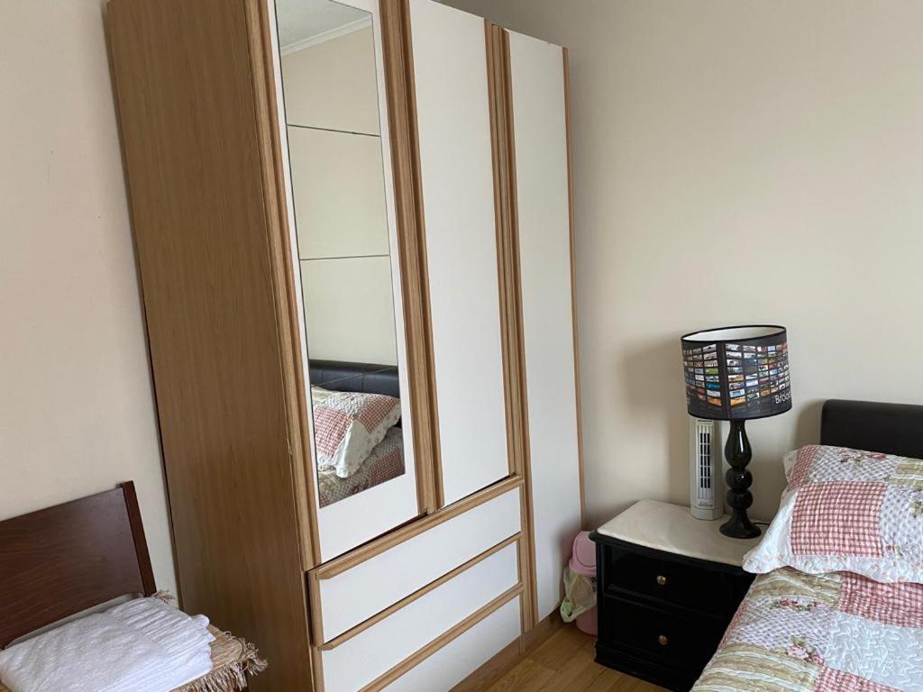 Specious Room In Northolt Northolt  Exterior foto