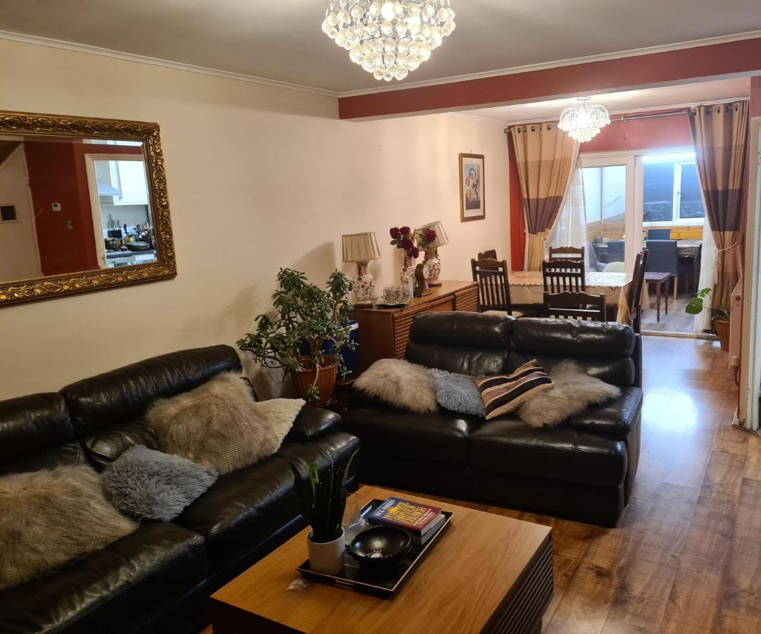 Specious Room In Northolt Northolt  Exterior foto
